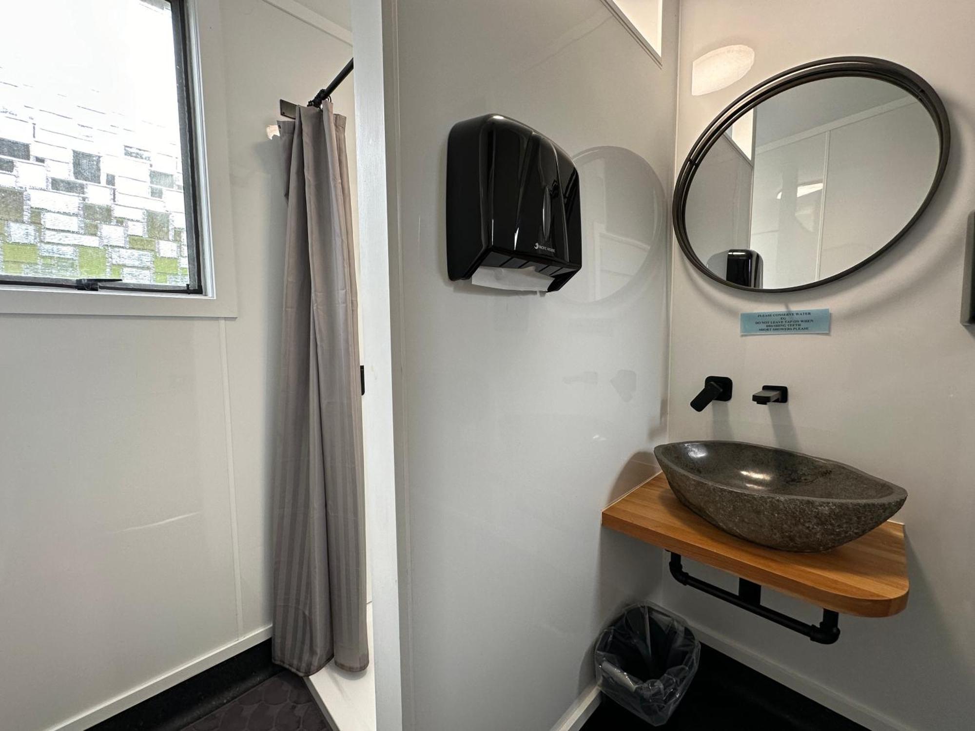 Kiwi Cabins Tapu Zewnętrze zdjęcie